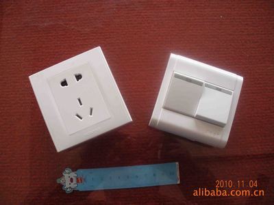 靖江新滬五金交電銷售部 專業機床燈生產銷售與技術參數解析